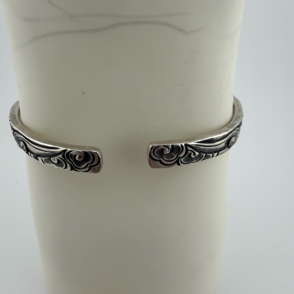 Bocai S999 Pure Silver Auspicious Cloud Cuff Bracelet | 30g Handmade | Beautifuf - Picture 2 of 10